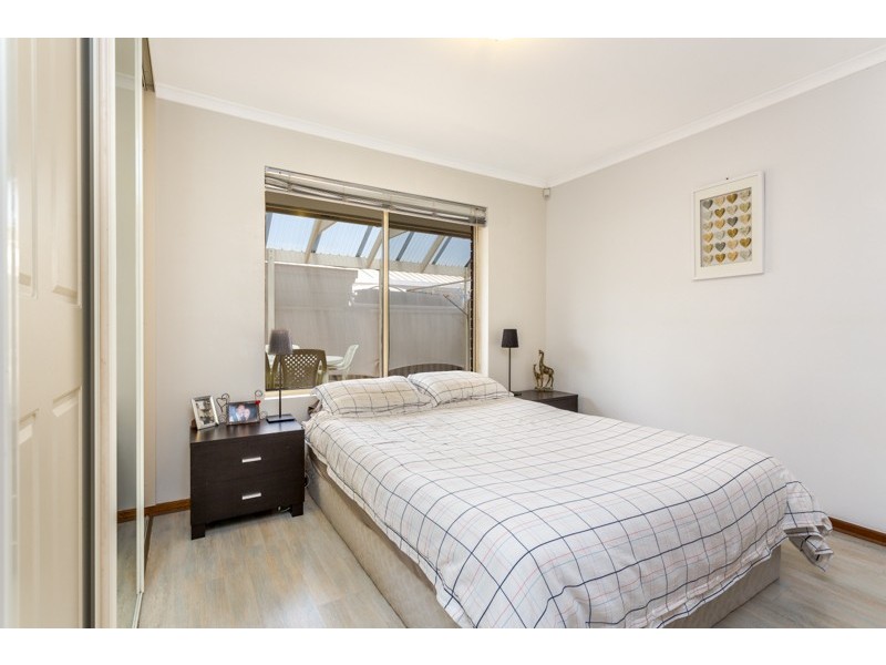 2/11 Oronsay Drive, North Haven SA 5018