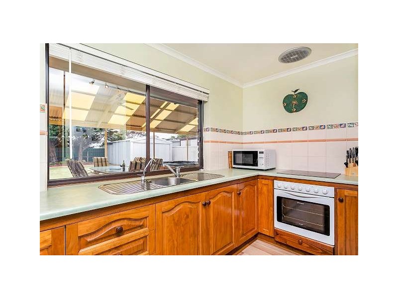 28 Oronsay Drive, North Haven SA 5018