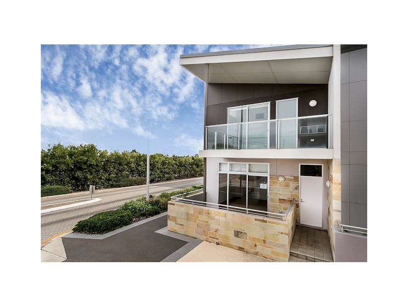 15 Kudlyo Close, New Port SA 5015