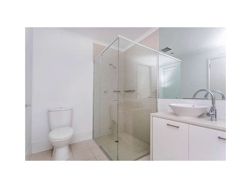 15 Kudlyo Close, New Port SA 5015