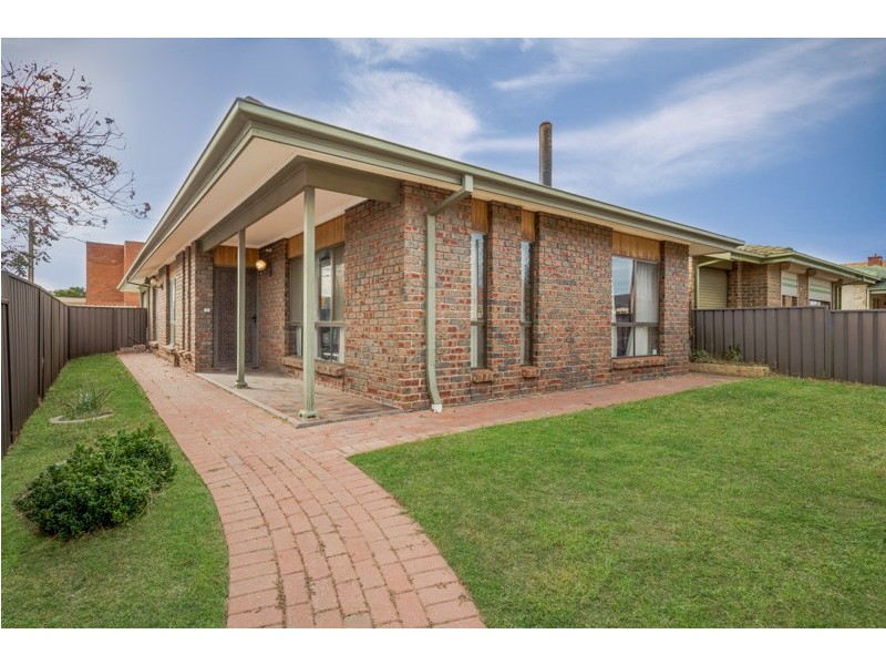 15 Cedar Avenue, Royal Park SA 5014