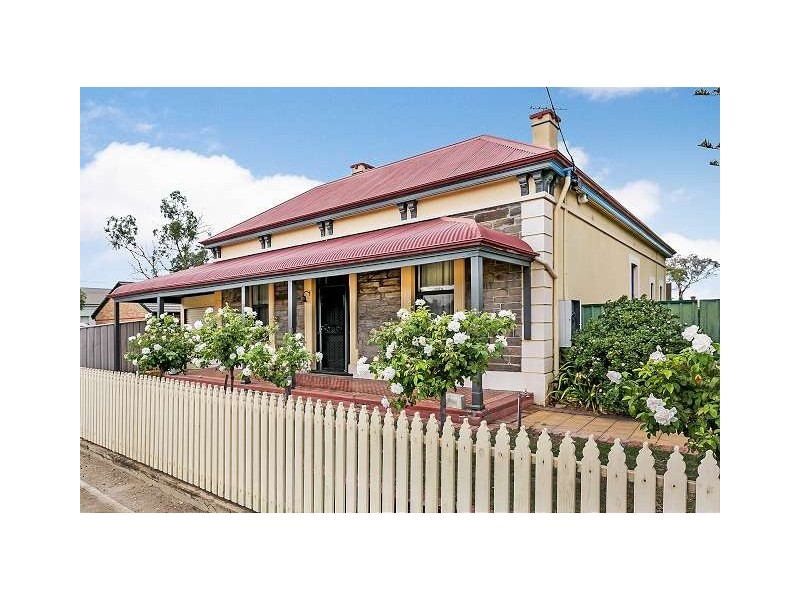 18 Fletcher Road, Birkenhead SA 5015