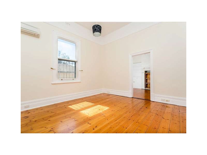 18 Fletcher Road, Birkenhead SA 5015