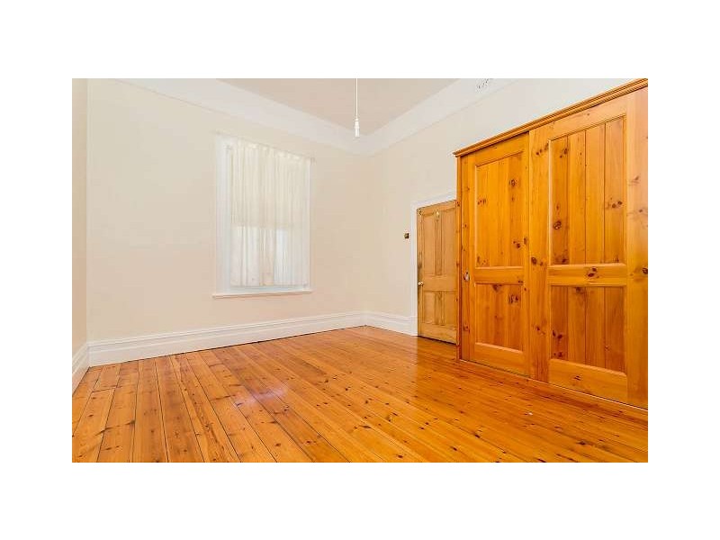 18 Fletcher Road, Birkenhead SA 5015