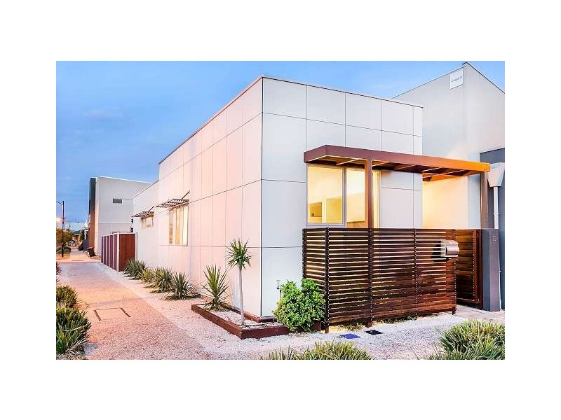 13 Templeton Street, Mawson Lakes SA 5095