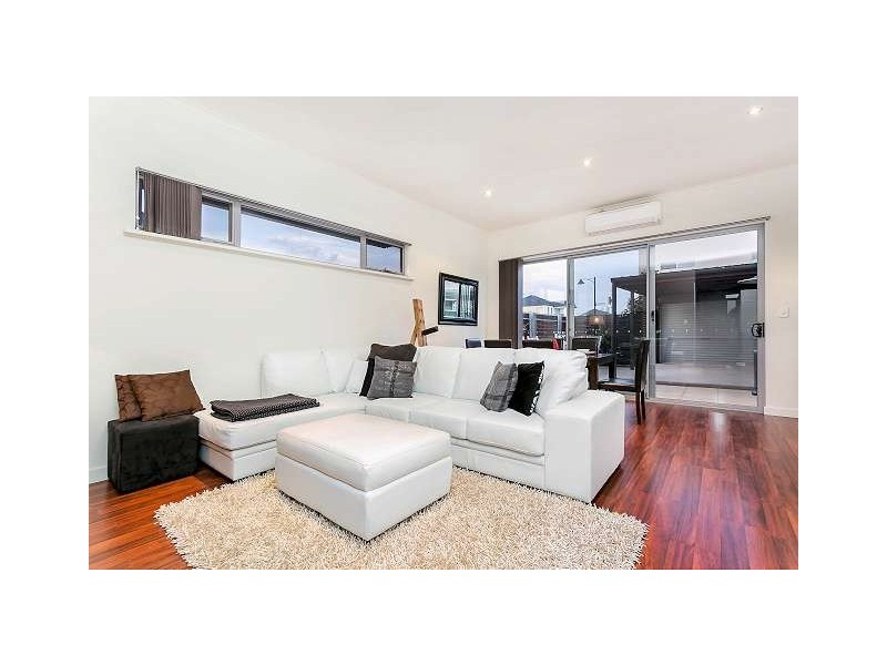 13 Templeton Street, Mawson Lakes SA 5095