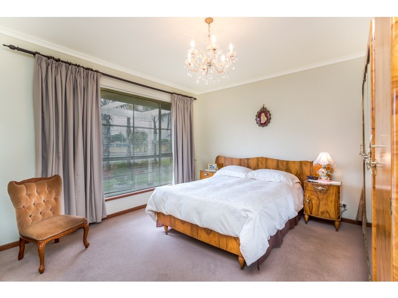 849 Military Road, North Haven SA 5018