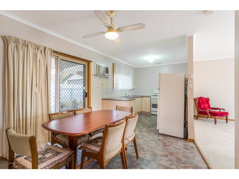 2/24 May Street, Albert Park SA 5014