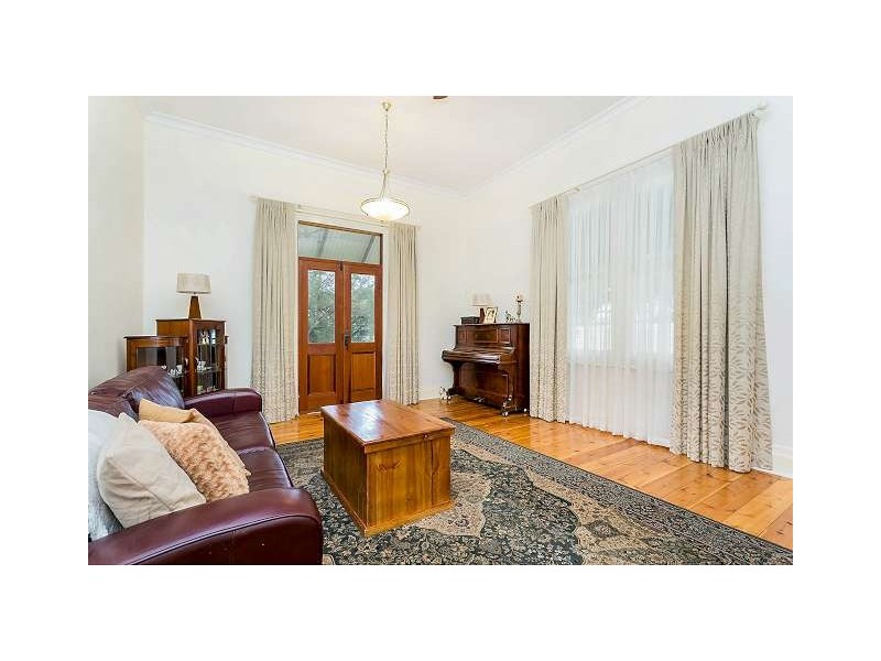 5 Havelock Street, Largs Bay SA 5016