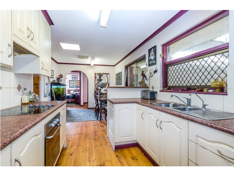 8 Sherwood Crescent, Paralowie SA 5108