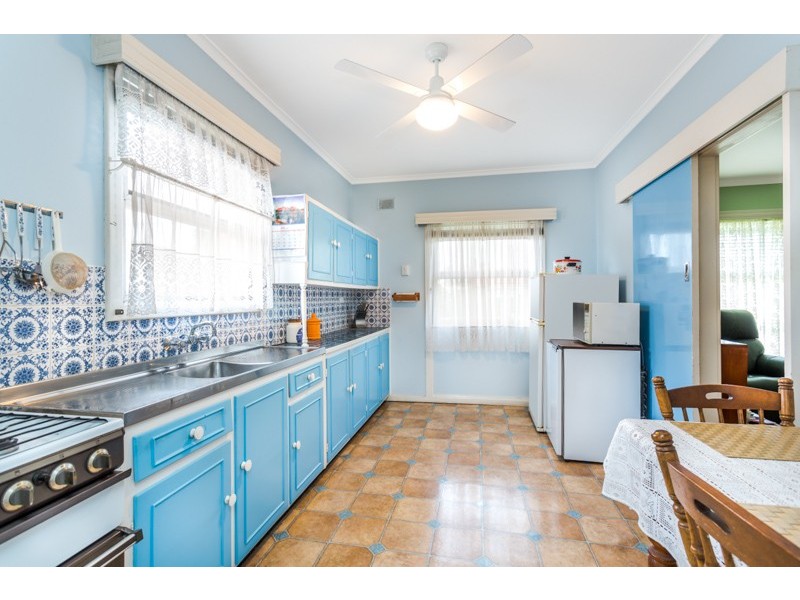 25 Bristol Crescent, Taperoo SA 5017