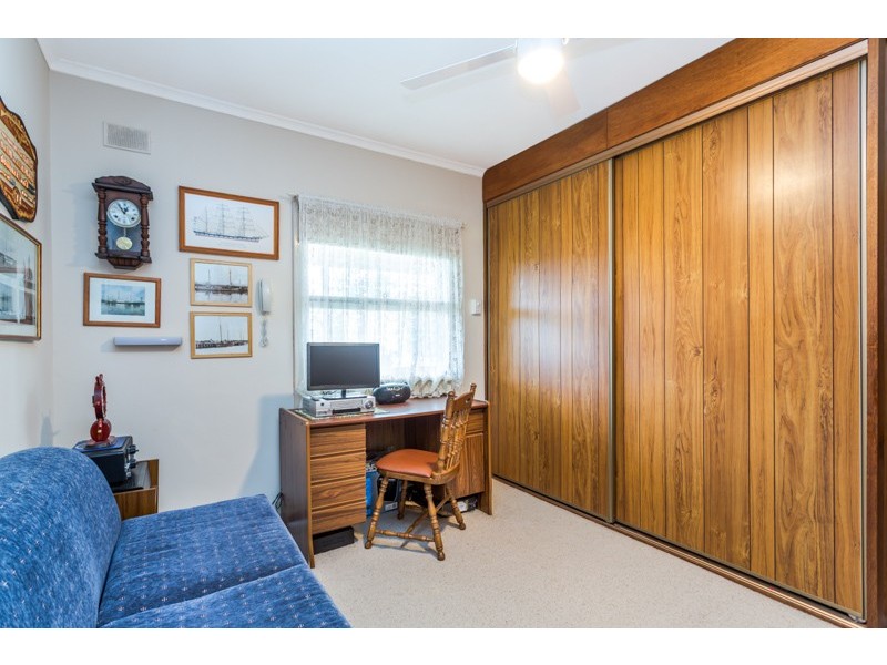25 Bristol Crescent, Taperoo SA 5017