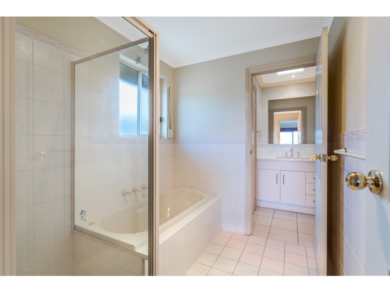 2 Flaminia Street, North Haven SA 5018