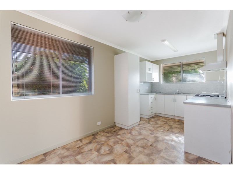 2/10B Lancaster Drive, North Haven SA 5018