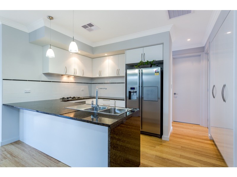 7A Roper Court, West Lakes Shore SA 5020