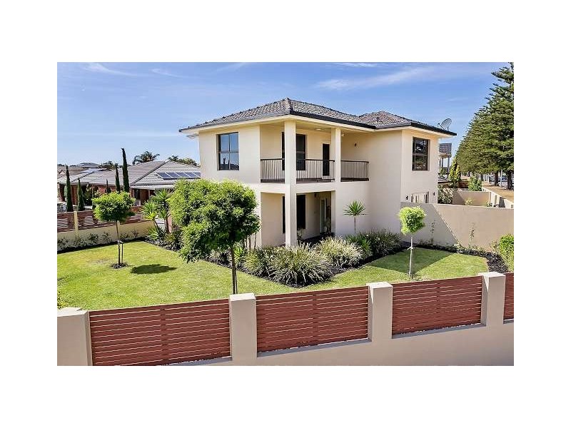 2 Sir Ross Smith Drive, North Haven SA 5018