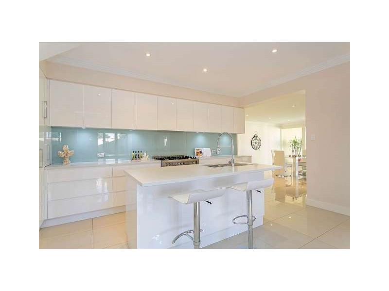 2 Sir Ross Smith Drive, North Haven SA 5018