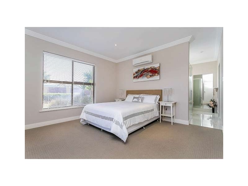 2 Sir Ross Smith Drive, North Haven SA 5018