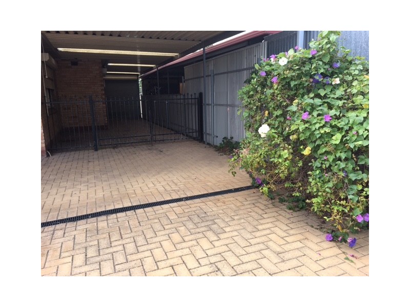 181 Victoria Road, Largs Bay SA 5016