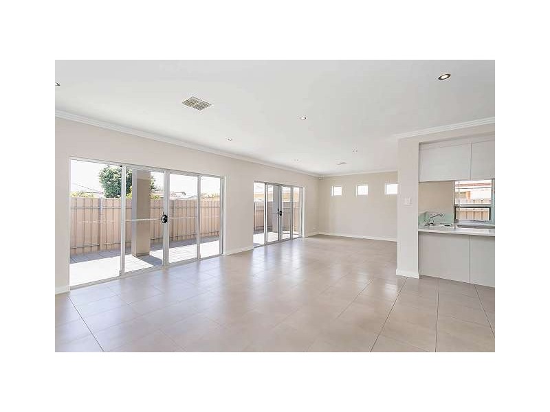 2A Collingwood Ave, Flinders Park SA 5025