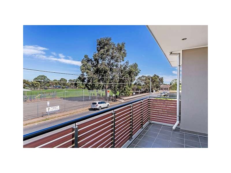 2A Collingwood Ave, Flinders Park SA 5025