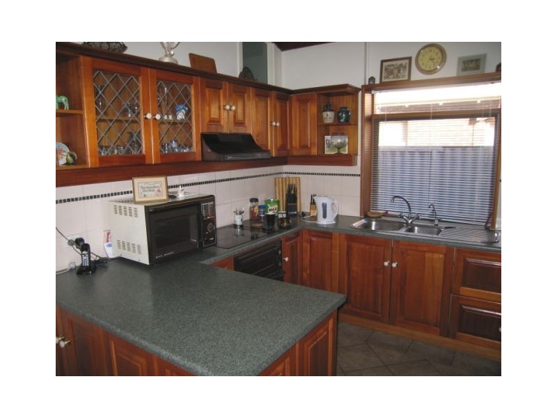 10 Woodley Road, Fulham Gardens SA 5024