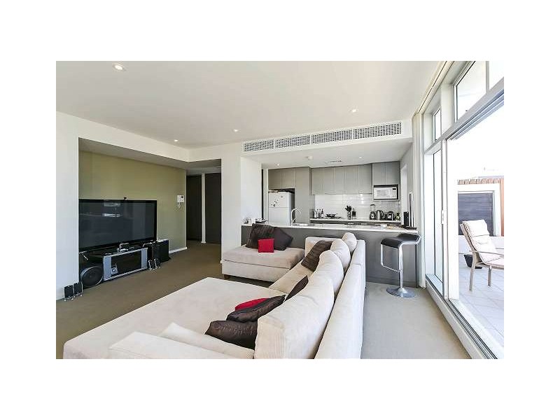 209 The Sails 16-18 Wirra Drive, Port Adelaide SA 5015