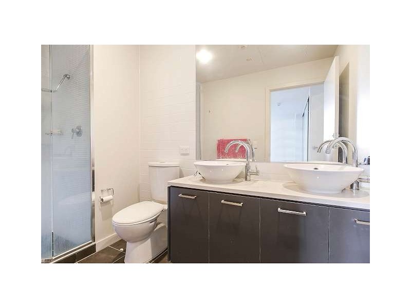 209 The Sails 16-18 Wirra Drive, Port Adelaide SA 5015