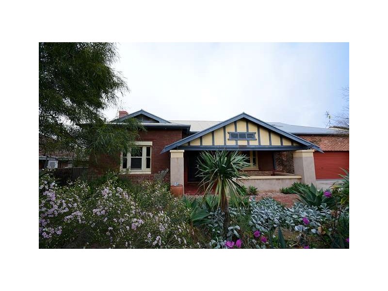 4 Jervois Road, Semaphore South SA 5019