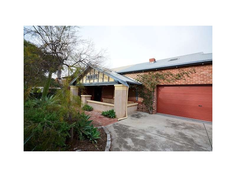 4 Jervois Road, Semaphore South SA 5019