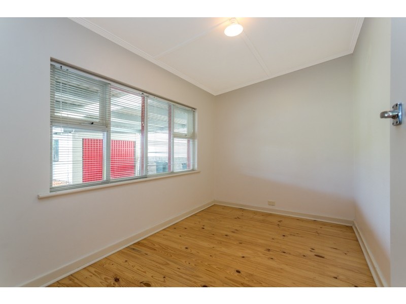 39 Carnarvon Terrace, Largs North SA 5016