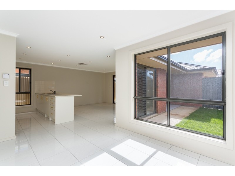 1 and 2/54 Trimmer Parade, Woodville West SA 5011