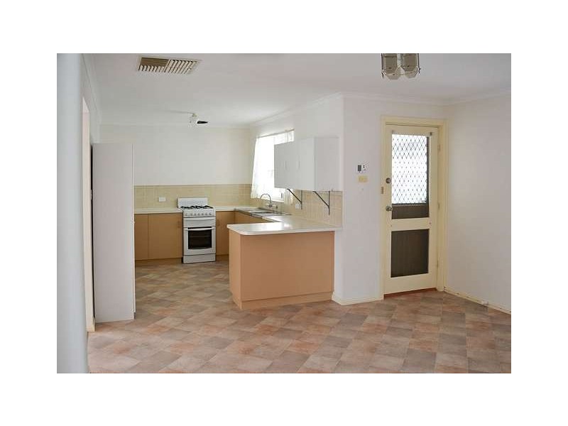 9 Canada Court, North Haven SA 5018