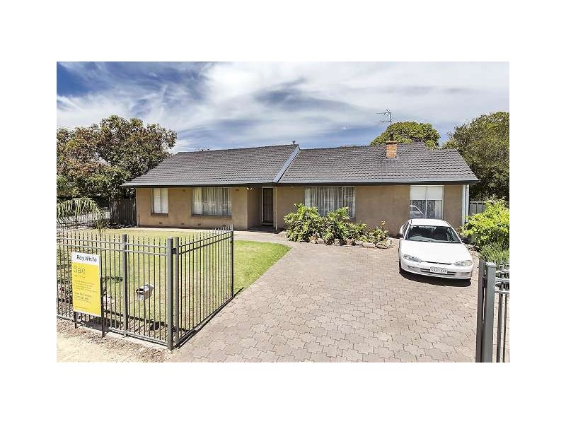 18 Booth Avenue, Morphett Vale SA 5162
