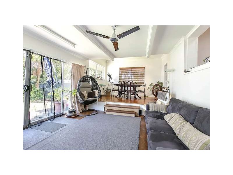 18 Booth Avenue, Morphett Vale SA 5162