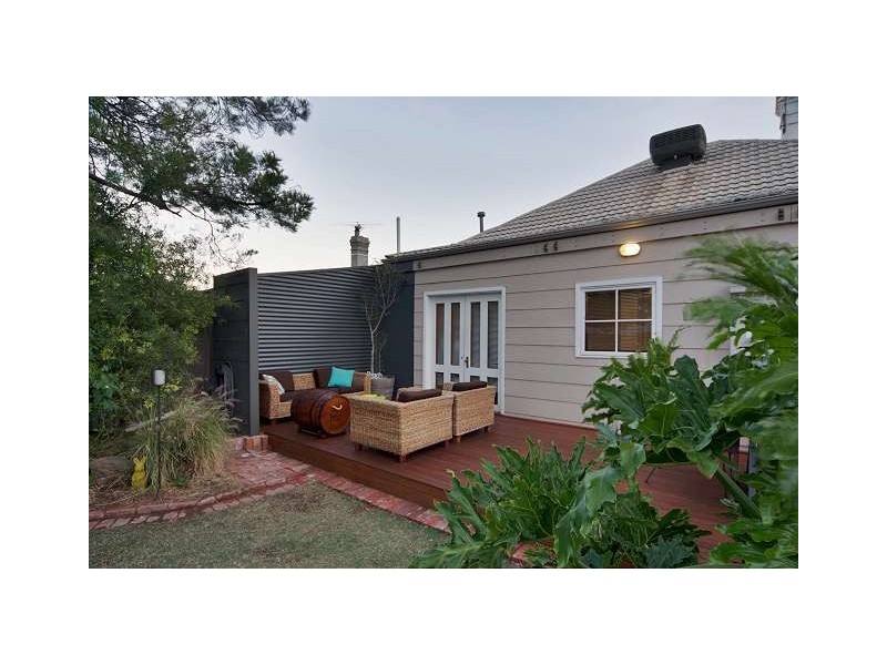 5 Little Craigie Street, Birkenhead SA 5015