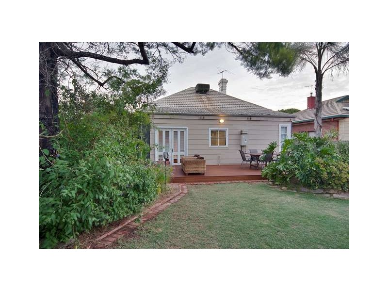 5 Little Craigie Street, Birkenhead SA 5015