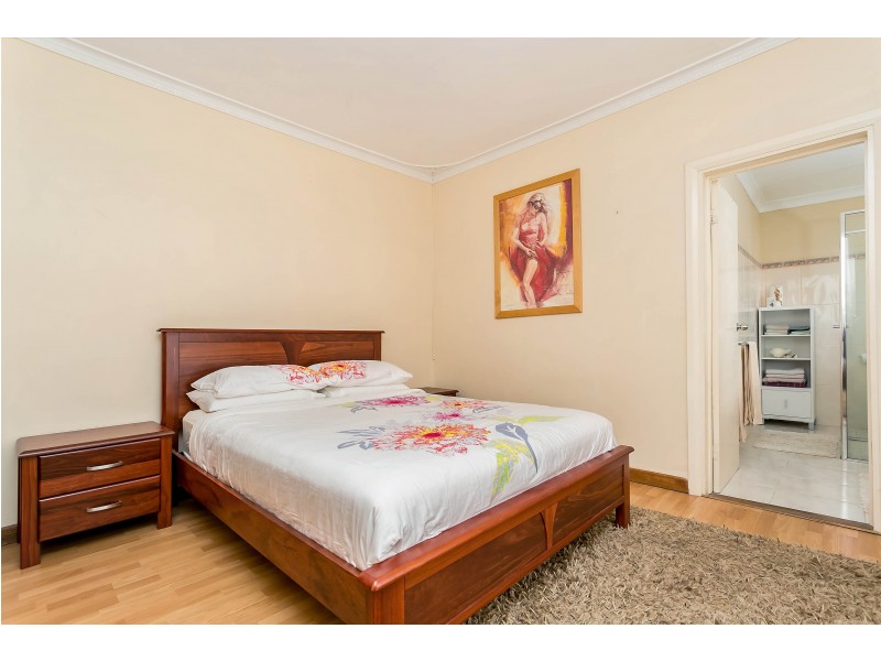 5 Lily Avenue, Seaton SA 5023