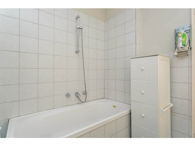 5 Lily Avenue, Seaton SA 5023