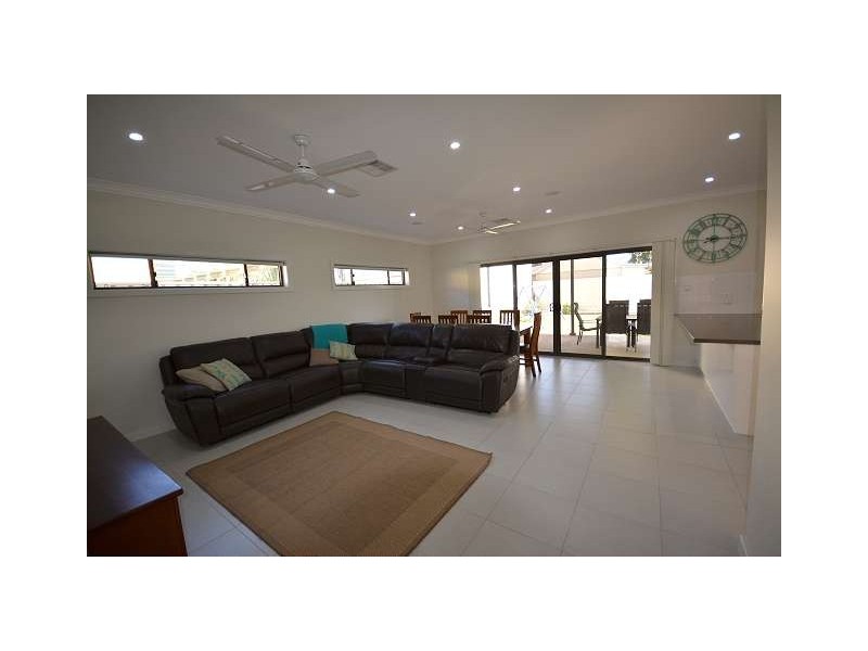 9 Olive Street, Largs Bay SA 5016