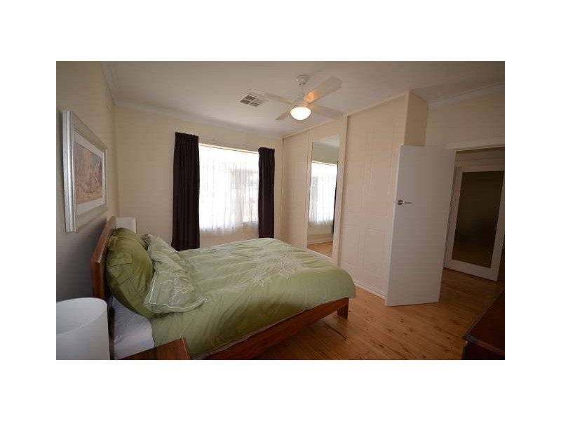 9 Olive Street, Largs Bay SA 5016