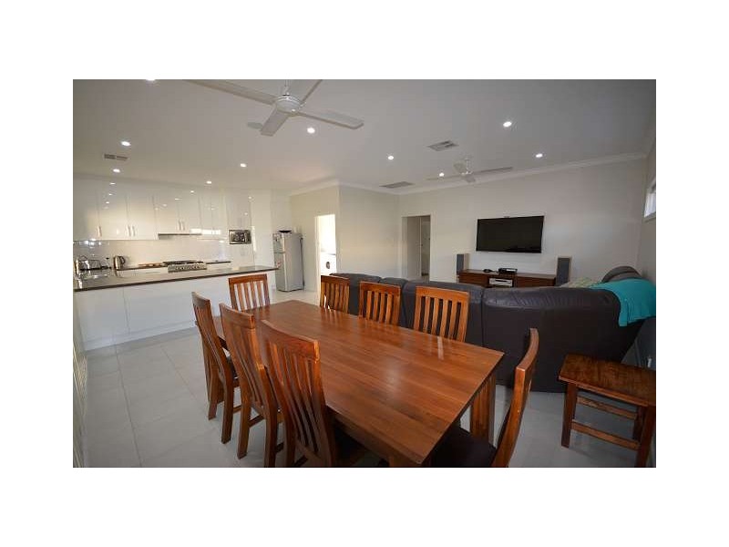 9 Olive Street, Largs Bay SA 5016