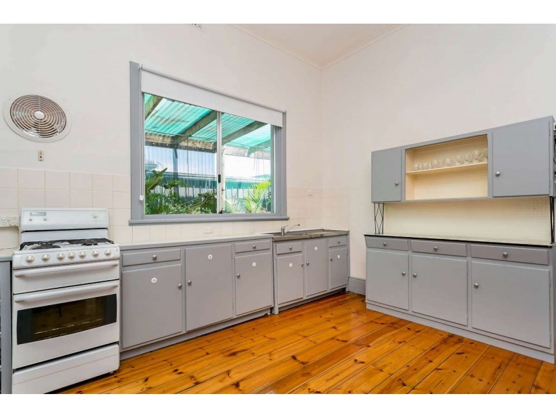 37 Baker Street, Birkenhead SA 5015