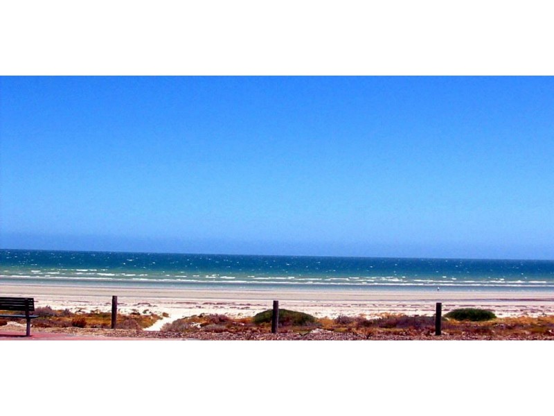 10 Kanowna Road, Largs Bay SA 5016