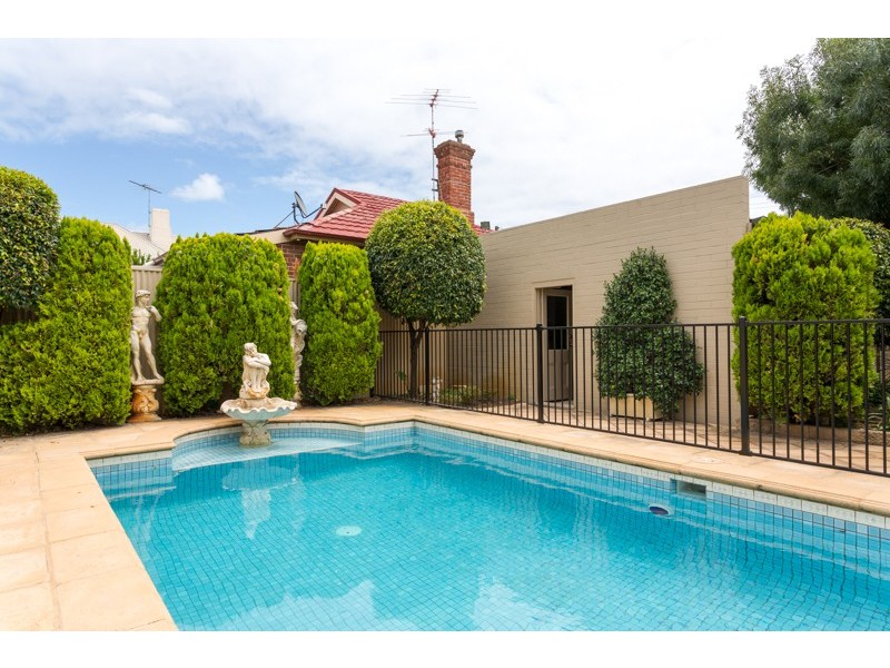 85 Woolnough Road, Semaphore SA 5019