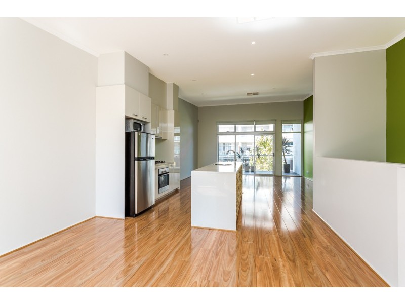 7 Kudlyo Close, New Port SA 5015