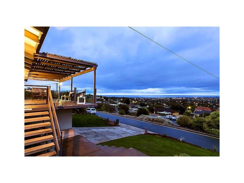 35 Seacombe Crescent, Seacombe Heights SA 5047