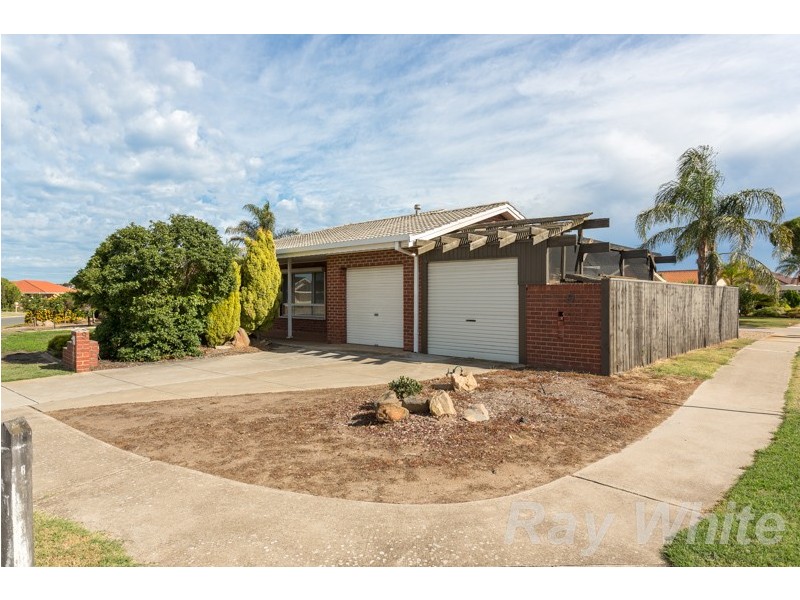9 Lochside Drive, West Lakes SA 5021
