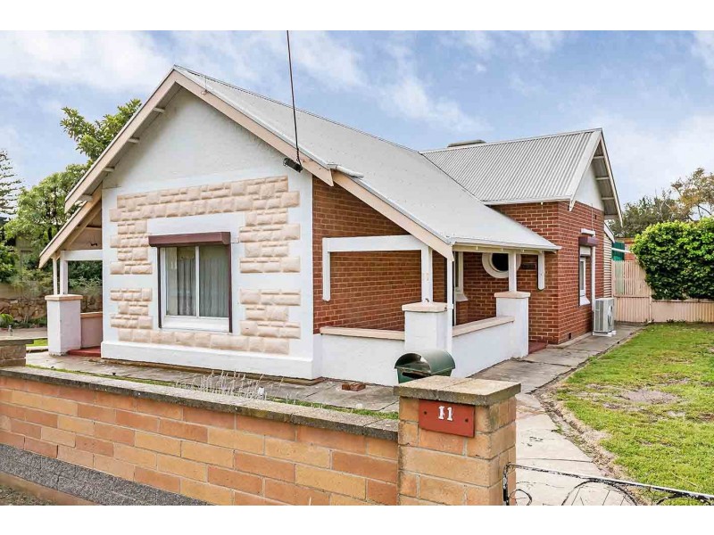 11 Chester Street, Largs Bay SA 5016