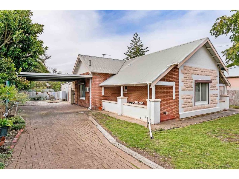 11 Chester Street, Largs Bay SA 5016